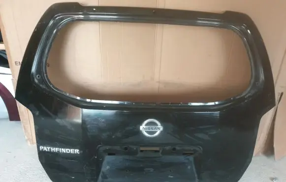 Nissan Pathfinder R51 Tailgate/trunk/boot lid K0100EB3MB