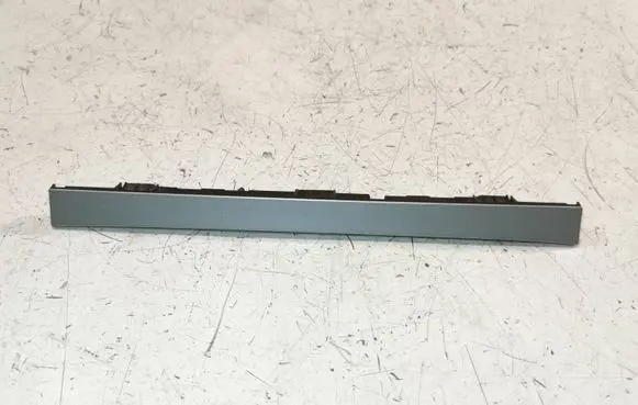 Dashboard glove box trim