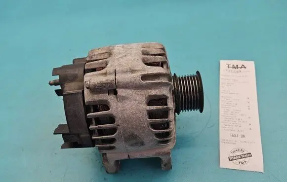 Renault Megane III Generator/alternator 8200757870A IMPRK1461731