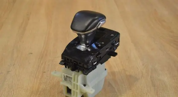 KIA Stinger Gear shifter/selector