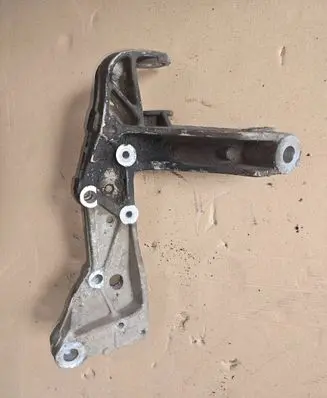 Volkswagen Golf VI Front lower control arm/wishbone 1K0199296