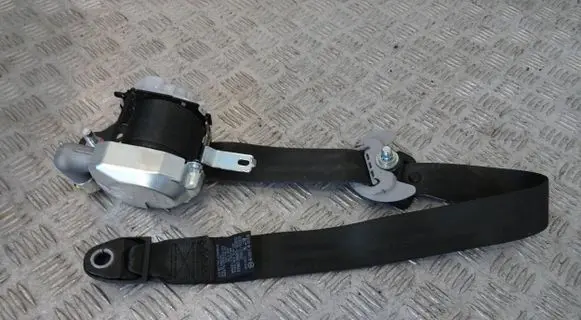Hyundai i40 Front seatbelt 88810-3Z000