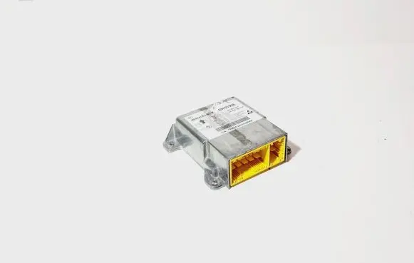 Mercedes-Benz C W204 Airbag control unit/module A2048706826 5WK44004