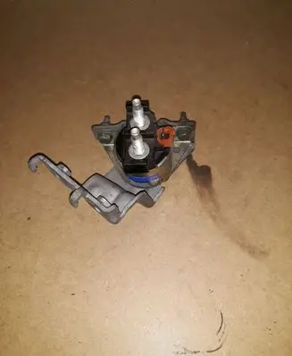 Nissan X-Trail T32 Ignition relay 251154EB0A
