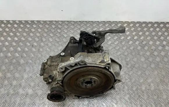 Seat Ibiza IV (6J,6P) Manual 5 speed gearbox 02T301103