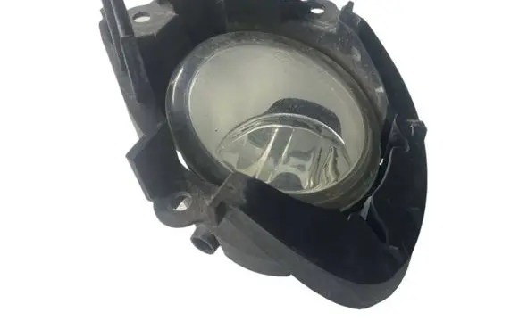 Toyota Avensis T270 Front fog light 89210657