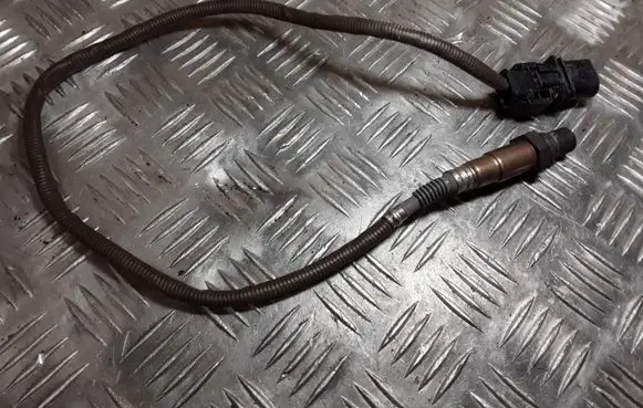 Mercedes-Benz E W212 Lambda probe sensor 0258017345 0095425818 0258017346