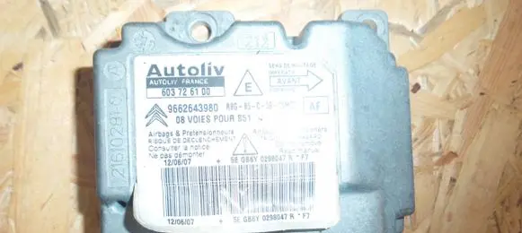 Citroen C4 I Airbag control unit/module 9662643980