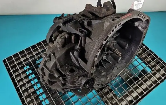 Opel Movano B Manual 5 speed gearbox PF6056 IMPRK1606333