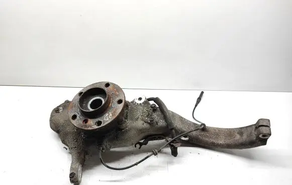 BMW X5 E70 Front wheel hub spindle knuckle