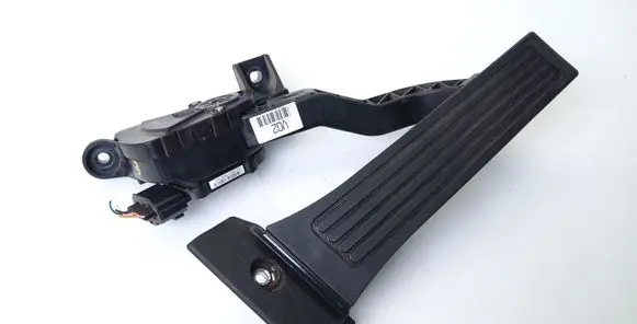 Hyundai i40 Accelerator throttle pedal 327273R300