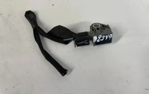 Dodge Journey Airbag deployment crash/impact sensor a2048201985 04896011ab