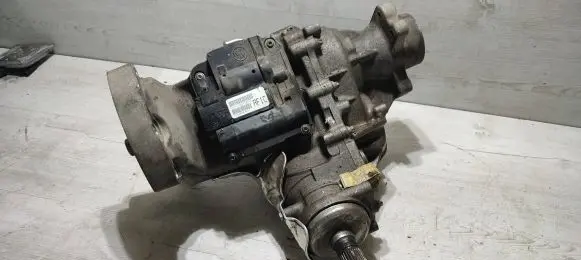 Jeep Cherokee Rear gearbox reducer/haldex oil pump 68090602AF N12Y041410428