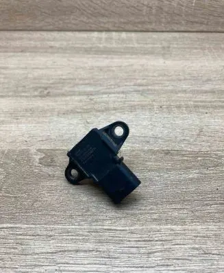 BMW 5 F10 F11 Air pressure sensor 7599042 A2C53358214