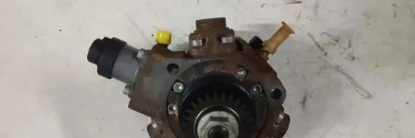 Renault Trafic II (X83) Fuel injection high pressure pump 0445010223 8200934657 8200690744