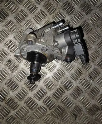 Mini Cooper Countryman R60 Fuel injection high pressure pump 0445010540