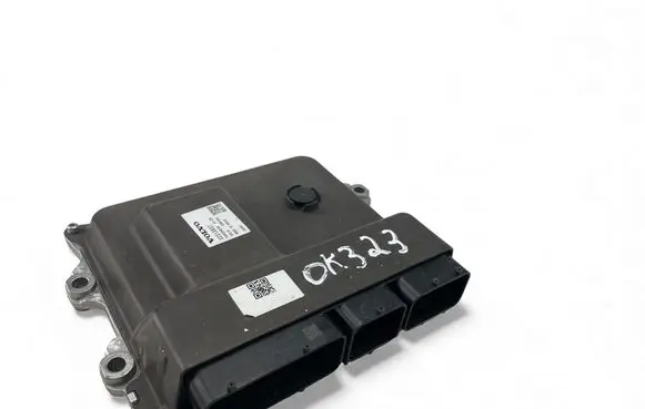Volvo XC60 Engine control unit/module ECU 32313937