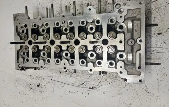 Suzuki SX4 S-Cross Engine head 55267277