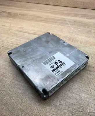 Nissan Almera N16 Engine control unit/module ECU 23710AU602 2758001364