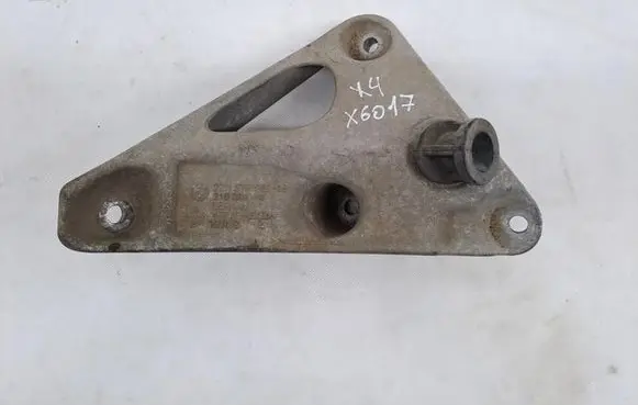 BMW X4 F26 Engine mount bracket 6784829