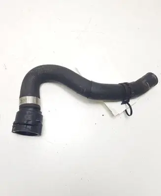 Volkswagen PASSAT B8 Engine coolant pipe/hose 5Q0122101S
