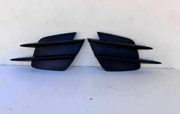 Mercedes-Benz C W205 Front bumper lower grill A2058857302 A2058857202