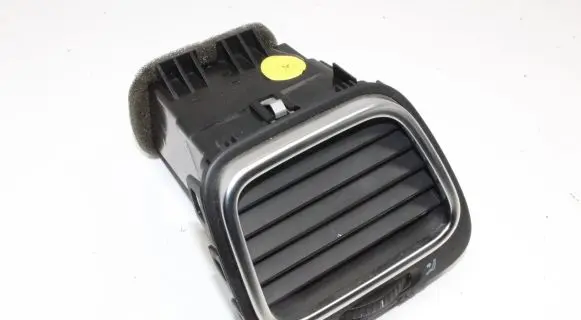 Volkswagen Scirocco Dashboard air vent grill cover trim 1Q0819704H