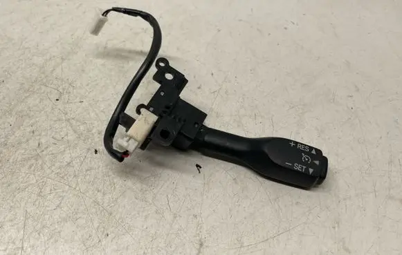 Toyota Auris E180 Cruise control stalk 18A174