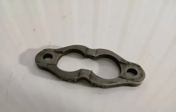 Audi A6 S6 C6 4F Fuel Injector clamp holder 059130216C