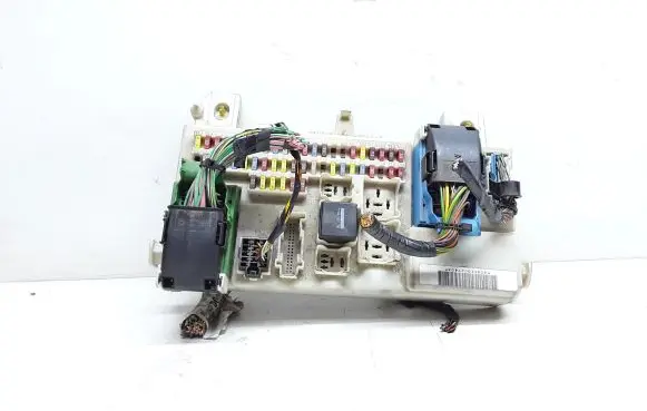 Ford C-MAX I Fuse module 3M5T14014