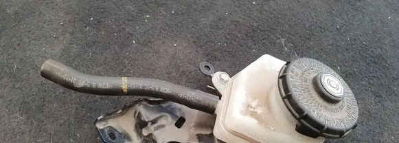 Honda Jazz Brake fluid reservoir 