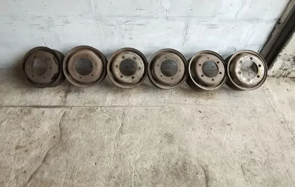 Mercedes-Benz 609 R14 steel rim 6114000202