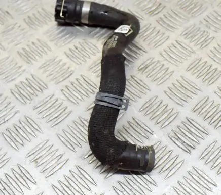 Audi A5 Engine coolant pipe/hose 8W0122073F