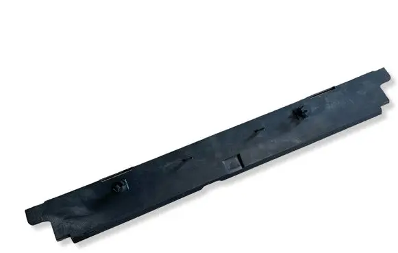 BMW 1 F20 F21 Radiator trim 7600543 17117600543