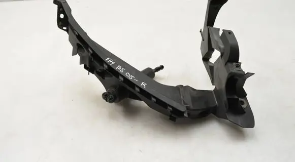 Audi A4 S4 B8 8K Front bumper mounting bracket 8K0805608R