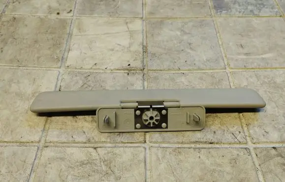 Volkswagen PASSAT B5.5 Sun visor 3B0858555D