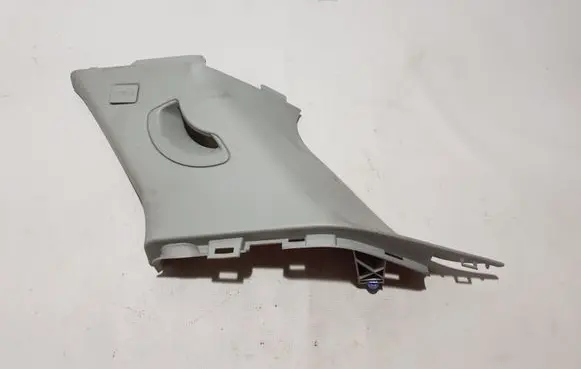 Land Rover Discovery Sport (D)pillar trim (top) FK72519A96BE