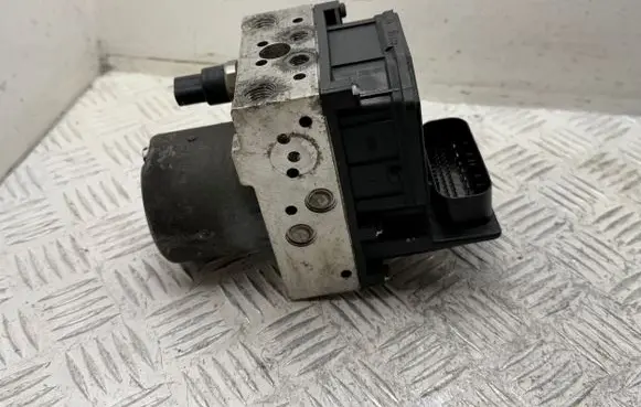 Toyota Avensis T250 ABS Pump 4405005080 8954105090