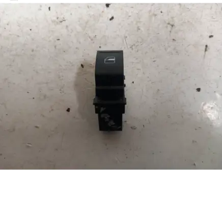 Volkswagen PASSAT B6 Electric window control switch