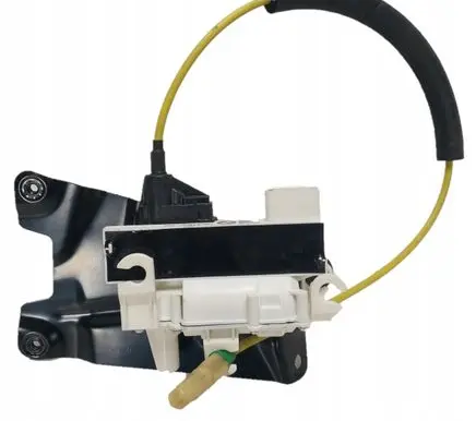 BMW M8 F93 Gran Coupe Front door lock 745041903