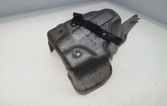 Audi A5 8T 8F Heat shield in engine bay 059145323