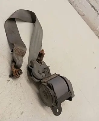 KIA Carens I Rear seatbelt 0432007 274608