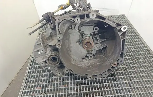 Opel Astra H Manual 6 speed gearbox M3255192042