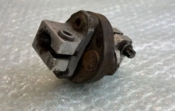 BMW 3 E46 Prop shaft universal joint 