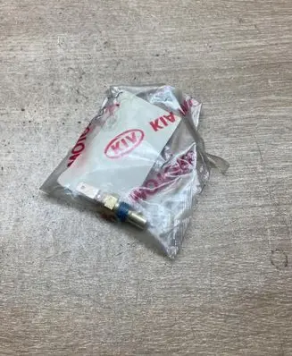 KIA Shuma Coolant temperature sensor KK3701851X