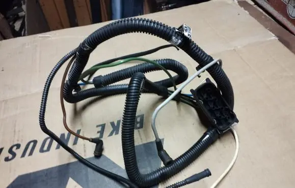 Dodge Caliber Glow plug wires 05085918AB