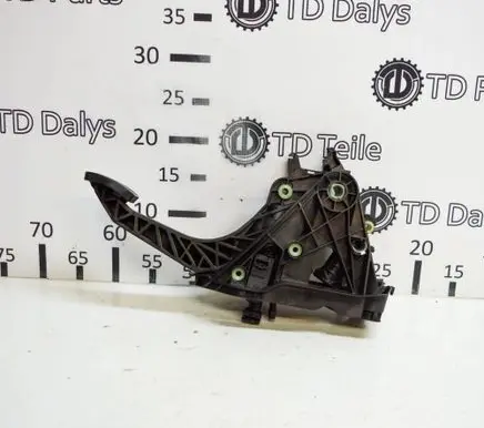 Skoda Octavia Mk3 (5E) Clutch pedal 5Q0927810 5Q2721059CN