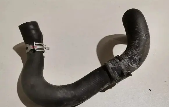 Lexus UX Engine coolant pipe/hose