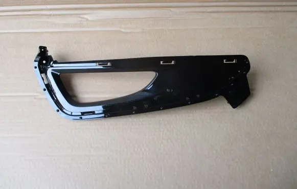 Hyundai Tucson TL Front fog light trim/grill 86525D7110