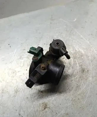 Volvo V50 Throttle valve 9647474880